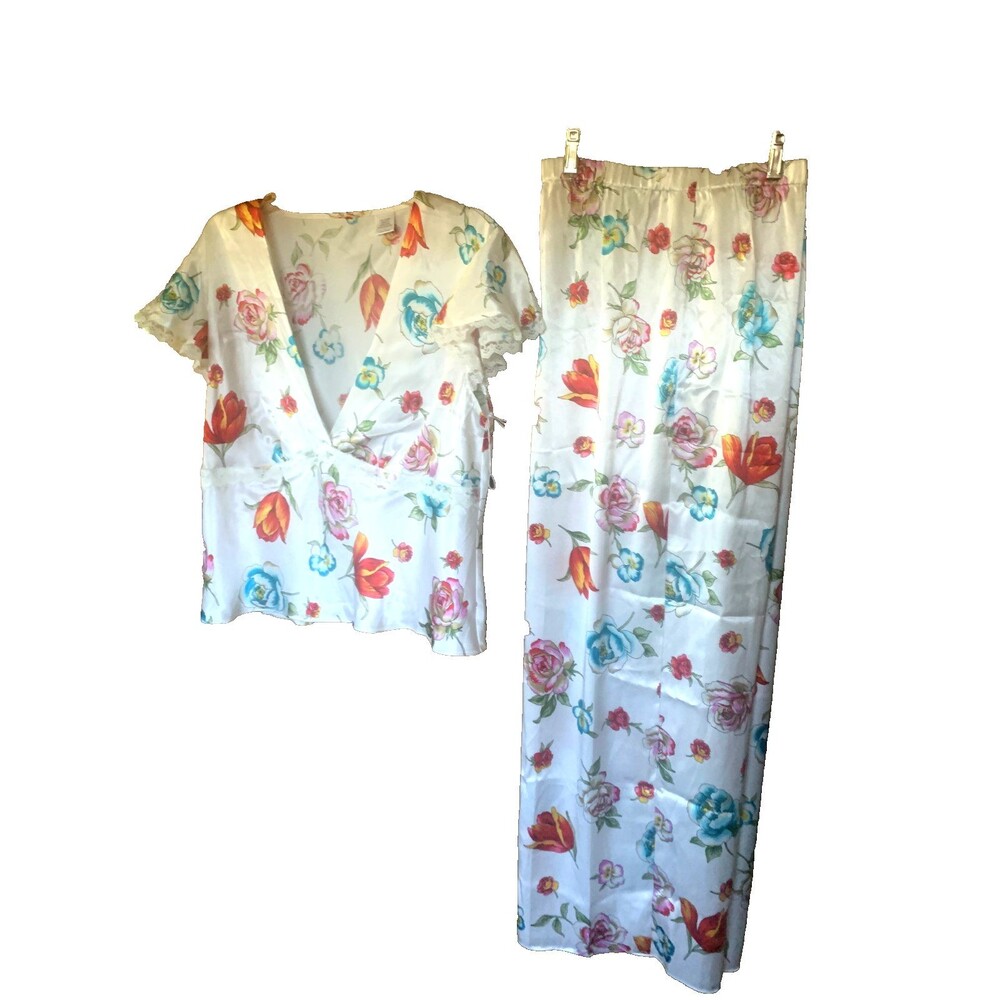 NWOT FLORA MIKROOZ Floral Satin PJ  Set Size Large